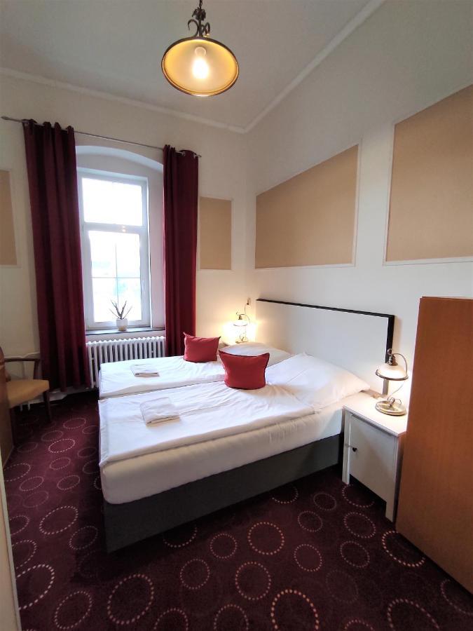 Sherwood Hotel Vojkovice Nad Ohri المظهر الخارجي الصورة